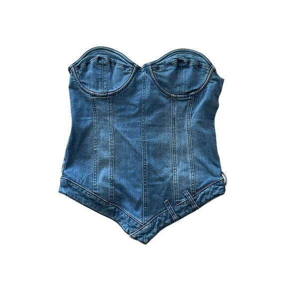 AKIRA Tops - Akira Strapless Denim Top Size Medium Wire Cups Back Zip Seam Detailing Stretch